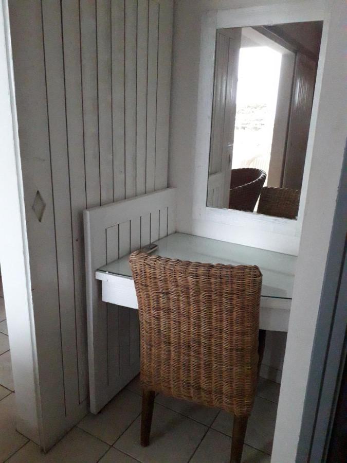 Appartement Colibri De La Baie De Tartane ラ・トリニテ エクステリア 写真